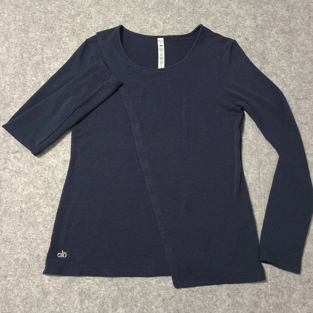 Alo Yoga Long Sleeve Top Womens Medium Navy Blue Wrap Front Scoop Neck